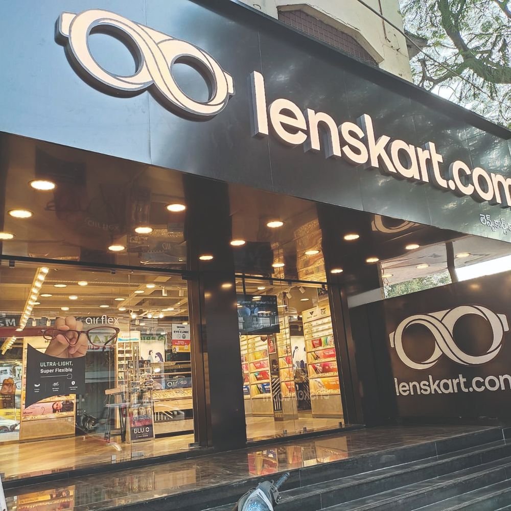 lenskart-bindi-hijab-controversy:viral-letter-bans-bindi-tilak-but-allows-hijab;-what-did-ceo-say-over-dress-code-row?