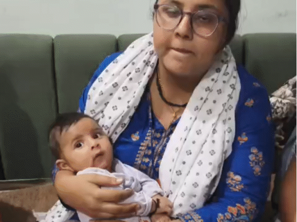 5-month-old-girl-from-ujjain-diagnosed-with-rare-spinal-condition:undergoing-treatment-at-aiims-bhopal;-family-seeks-cm-yadav’s-help-for-₹15-cr-injection