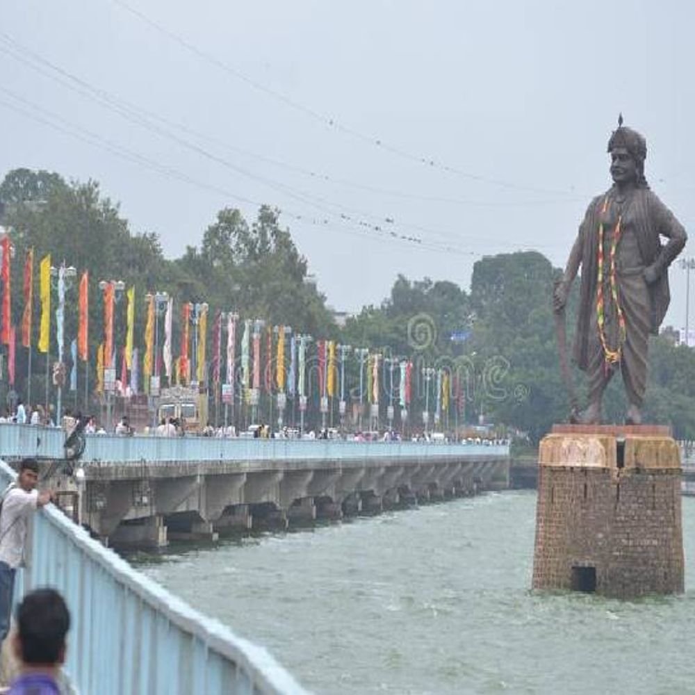 mp-govt-issues-bhopal-metropolitan-region-official-notification:area-to-cover-13,000-sq-km,-integrating-2,510-villages-across-six-districts