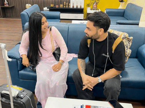 rinku-singh-to-visit-kashi-vishwanath-temple-in-varanasi-today:mp-priya-saroj-receives-kkr-batter-at-airport-ahead-of-clash-against-lucknow