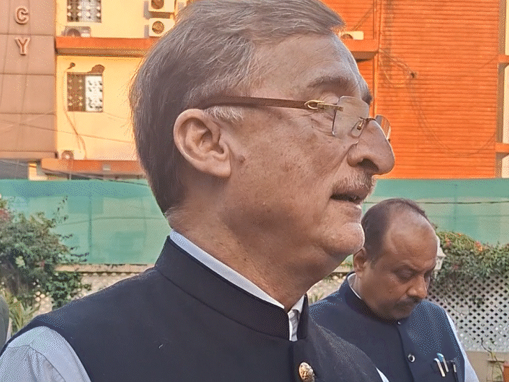 congress-workers-detained-in-bhopal:over-circulation-of-vasundhara-raje’s-alleged-letter