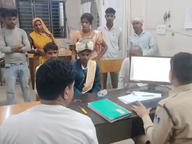 disabled-groom-attacked-during-marriage-ceremony-in-damoh:goons-assaulted-family-members;-wedding-procession-resumed-after-heavy-police-deployment