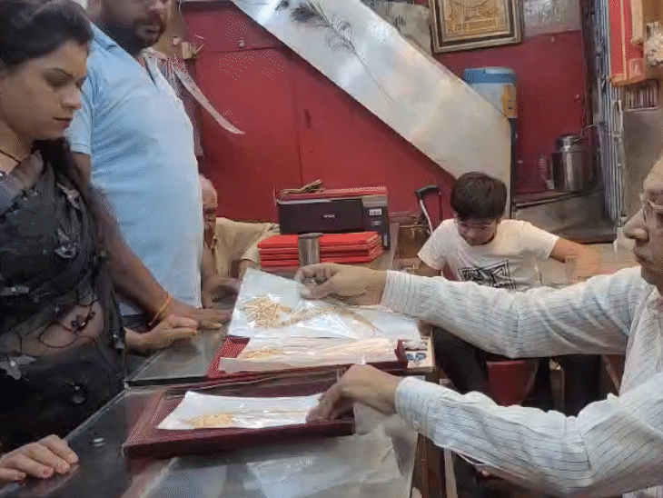 wedding-cost-in-mp-rise-by-₹5–6-lakh:gold-up-₹60,000,-silver-₹1.5-lakh-in-a-year;-lpg-shortage-adds-to-woes