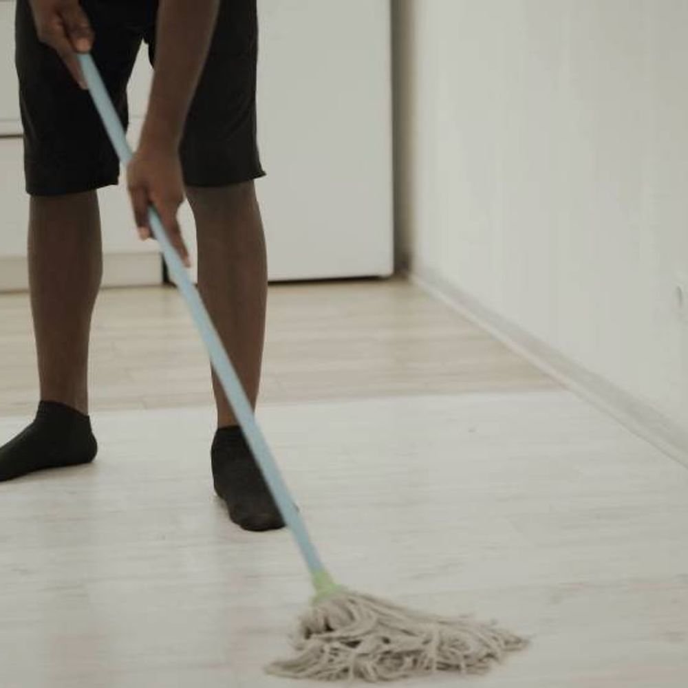 ‘instant-home-services’-gaining-momentum:dishwashing,-mopping,-cooking-services-now-in-new-race