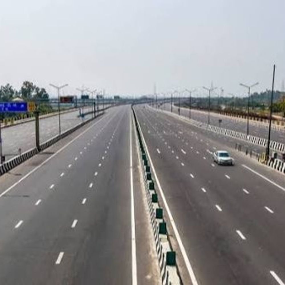 mp-hc-questions,-‘ola-uber-arrive-within-2-mins,-why-not-ambulances?’:hearing-on-road-safety;-issue-of-300-illegal-cut-points-on-highway-raised