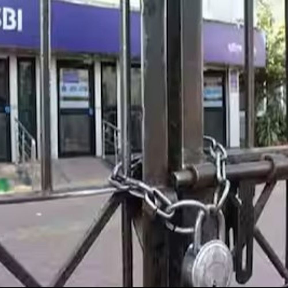 sbi-employees’-strike-on-may-25-26:bank-operations-may-come-to-a-standstill-from-may-23-to-27