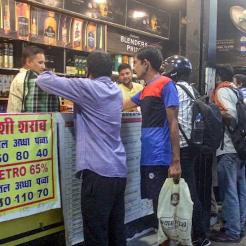 iran-war-hits-india’s-alcohol-industry:associations-seek-govt-permission-for-15-20%-price-hike-amid-raw-material-rising-costs
