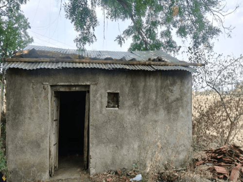 narcotics-bureau-busts-mephedrone-lab-in-madhya-pradesh’s-mandsaur:drugs-worth-₹-2-crore-seized;-illegal-unit-operating-from-farmland-room,-2-arrested