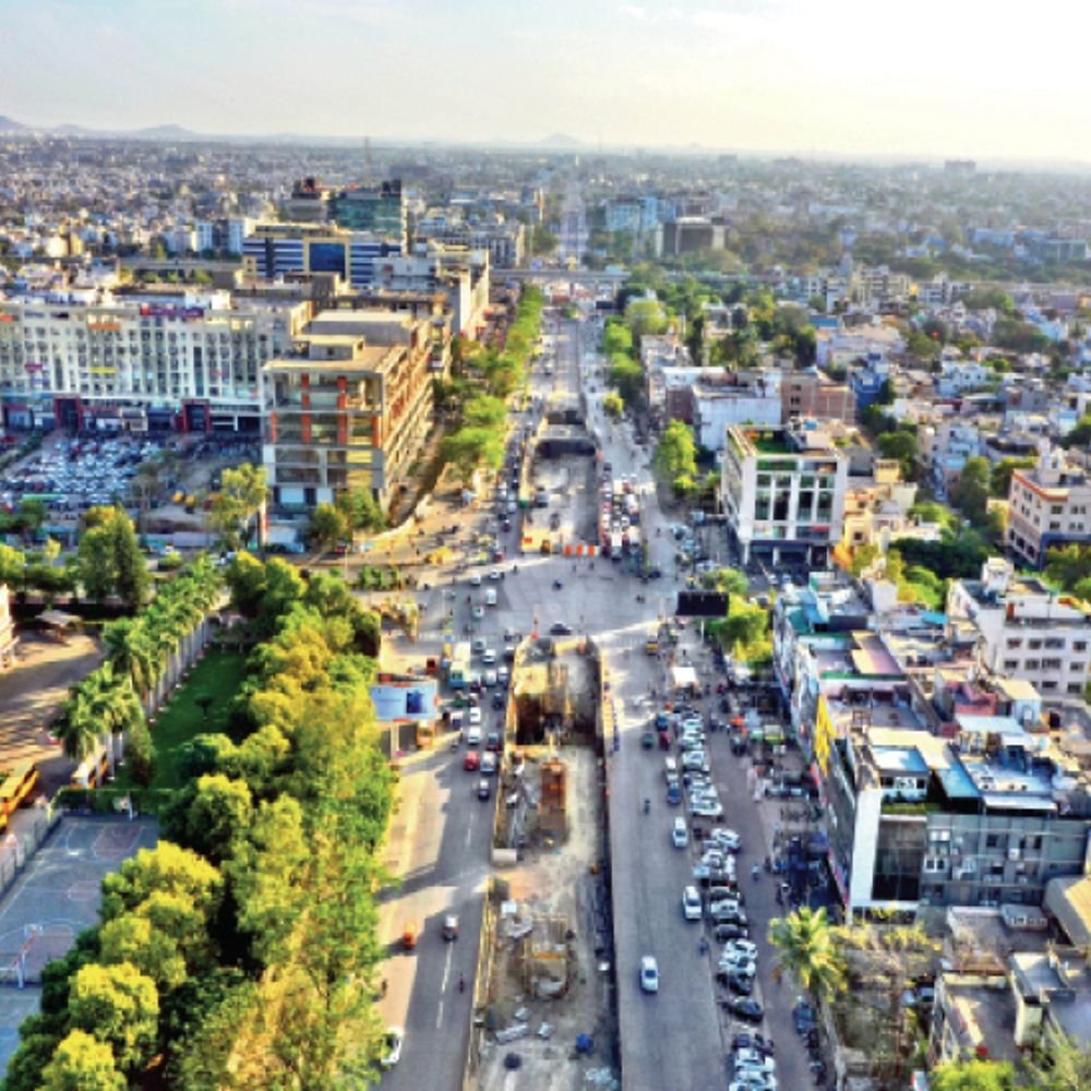 major-traffic-overhaul-in-indore:left-turns-at-17-key-junctions-to-be-widened;-private-govt-land-may-be-acquired