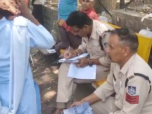 student-commits-suicide-after-being-blackmail-with-obscene-ai-photos:2-bhopal-youths-under-scanner;-family-protests-outside-police-station
