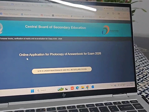 cbse-री-इवैल्युएशन-आवेदन-की-आज-लास्ट-डेट:5-दिन-से-साइट-डाउन,-एक-स्टेप-बढ़ने-के-लिए-पेज-10-बार-रिफ्रेश-करना-पड़-रहा,-स्टूडेंट-परेशान