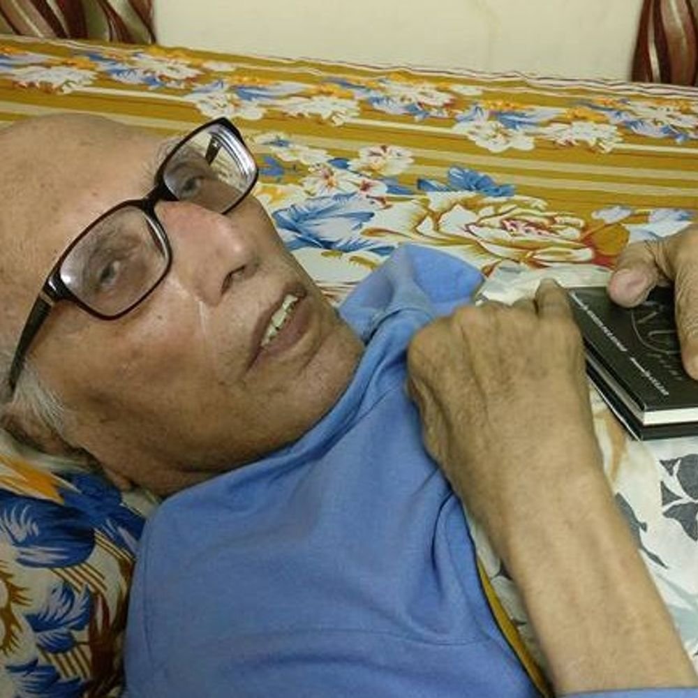 renowned-poet-bashir-badr-passes-away:dies-at-91-after-long-battle-with-dementia