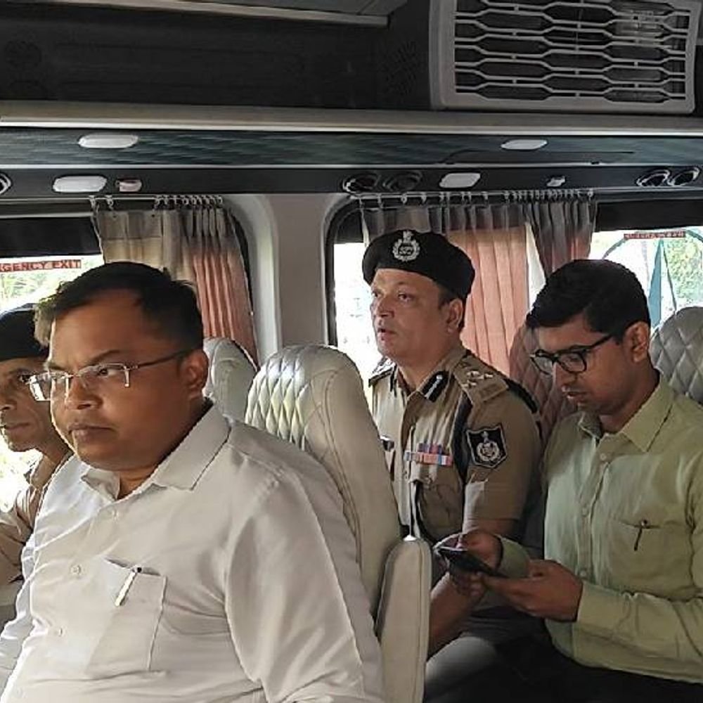 preparations-in-indore-for-brics-agriculture-meeting:officials-inspect-city-aboard-buses;-indore-to-showcase-mp’s-agriculture-model
