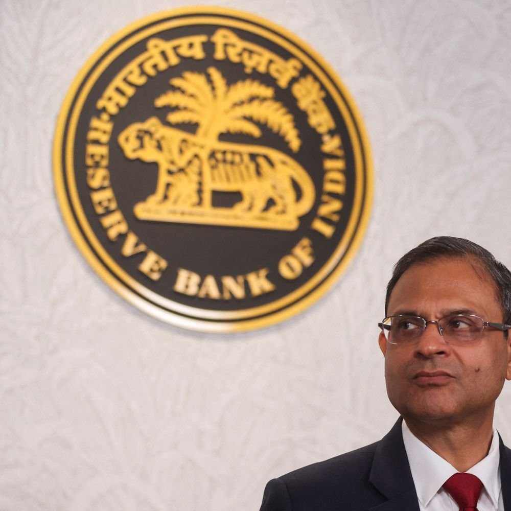 rbi-dismisses-gold-sale-rumours:precious-metal’s-india-forex-share-of-nearly-17%-totals-880.52-tonnes
