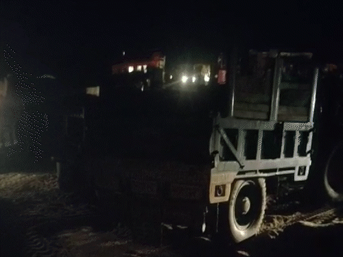midnight-mining-video-raises-questions-over-enforcement:illegal-sand-extraction-continues-in-sanctuary-despite-supreme-court-directions
