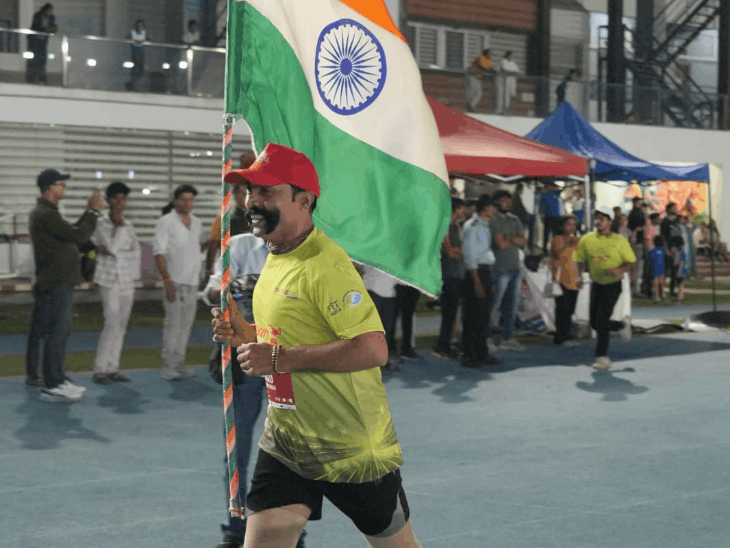 fitness-craze-runs-through-bhopal-at-night:lights,-music,-thousands-of-footsteps;-first-‘velocity-night-run’-becomes-hit-in-the-city