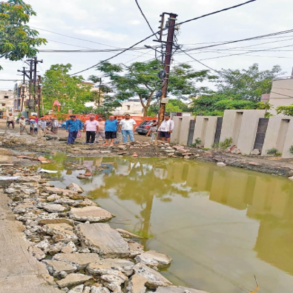 bhopal-struggles-with-dug-up-roads:in-charge-engineer-issues-warning;-threatens-to-leave-project-within-3-days