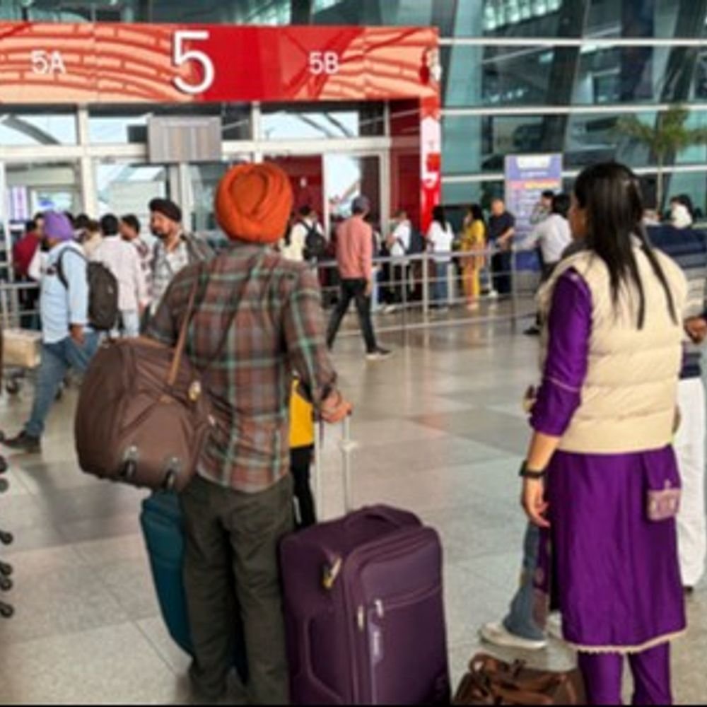 flight-ticket-prices-may-again-increase:govt-hikes-jet-fuel-prices-by-up-to-10%