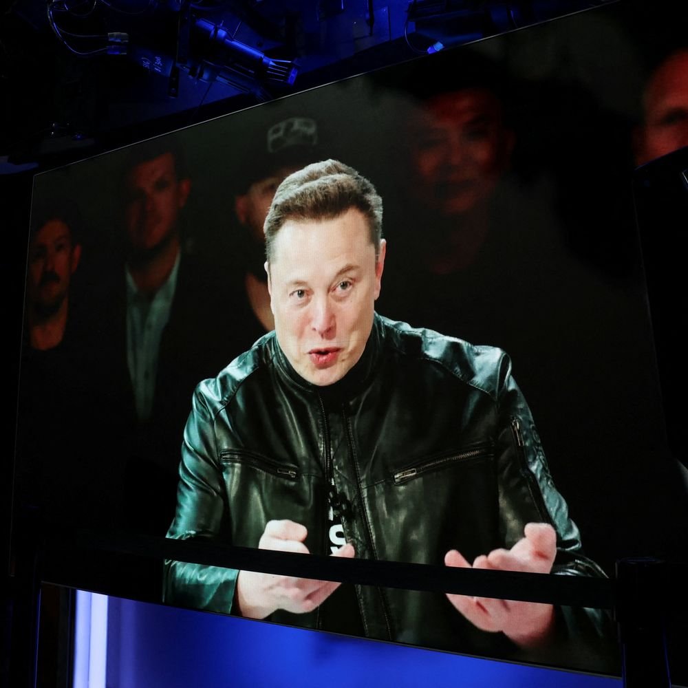 elon-musk’s-spacex’s-cafeteria-workers-become-extremely-rich:from-company’s-building-caretaker-to-former-employees-all-become-millionaires-post-ipo