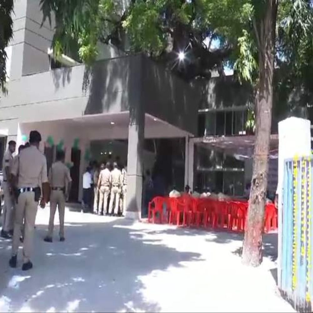 police-examine-cameras-in-₹30-lakh-robbery-case:miscreants-trailed-scrap-trader-from-vehicle-stand-in-indore
