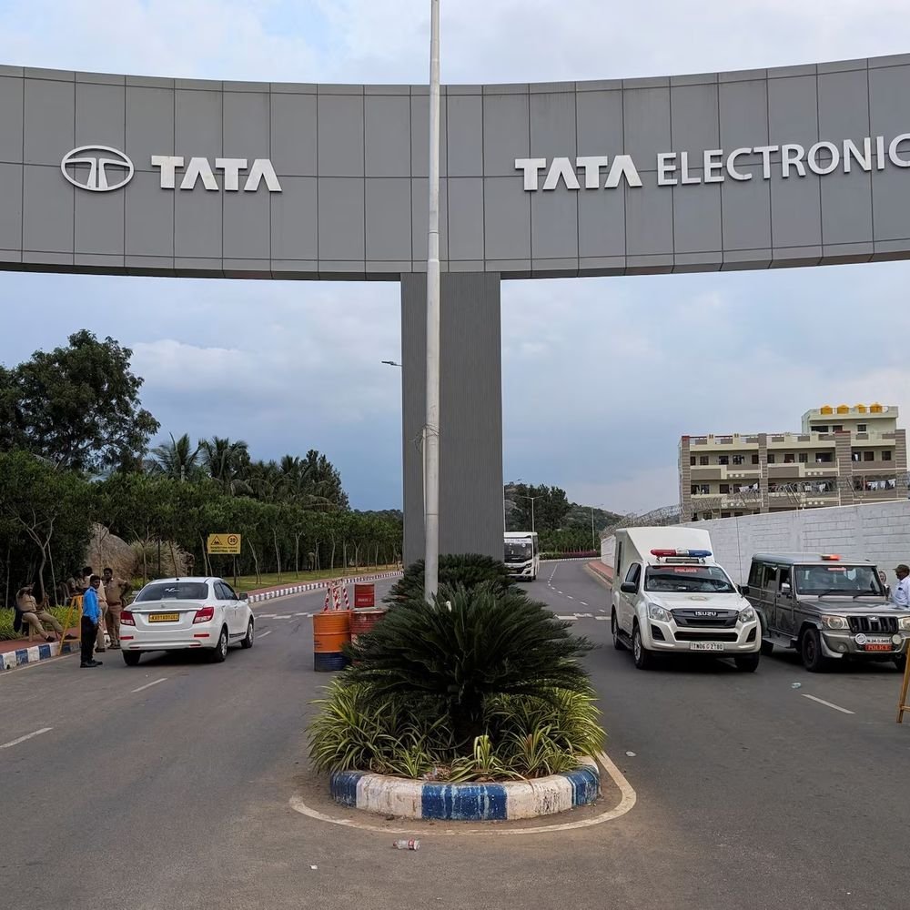 tata’s-iphone-parts-factory-accused-of-pollution:tamil-nadu-pollution-board-warned-of-power-cut-and-plant-closure