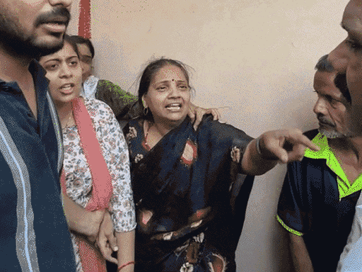 over-80-homes-demolished-in-indore-road-widening-drive:residents-say-generations-old-houses-razed-without-compensation,-or-rehabilitation-support