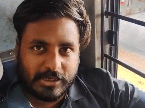 stampede-as-smoke-rises-in-train,-passengers-panic:ranthambore-express-emptied-in-15-minutes