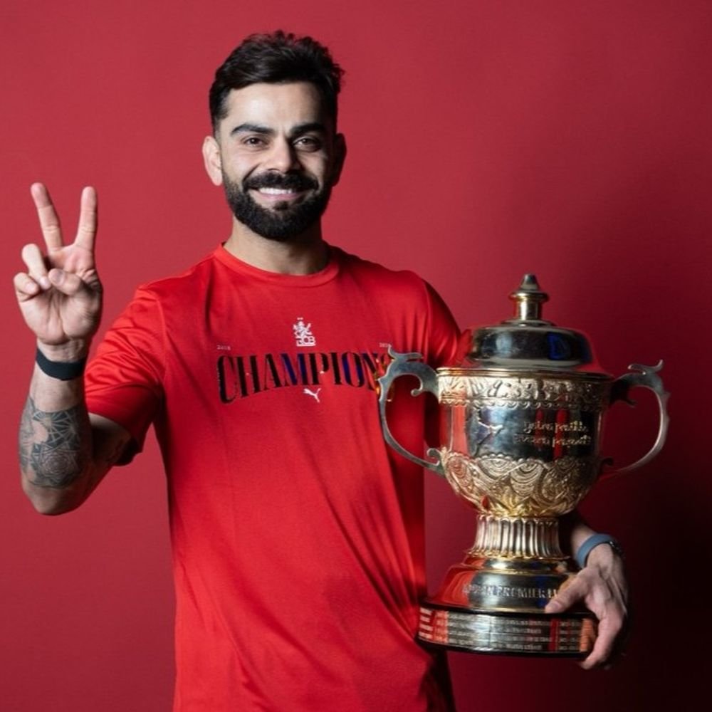 rcb-ceo-assures-kohli-will-play-at-least-4-ipls:wishes-to-keep-virat-after-retirement,-legend-scored-600+-runs-for-4th-consecutive-season