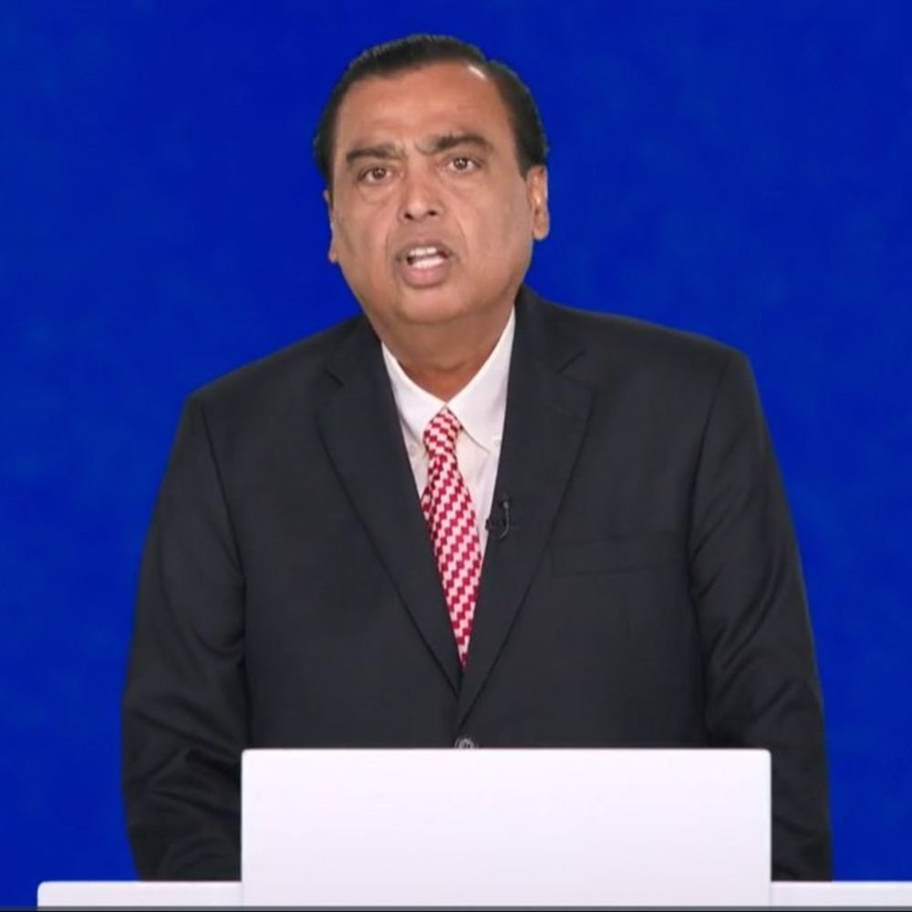 ril-49th-agm-underway:reliance-to-file-jio-ipo-papers-with-sebi-today,-says-mukesh-ambani