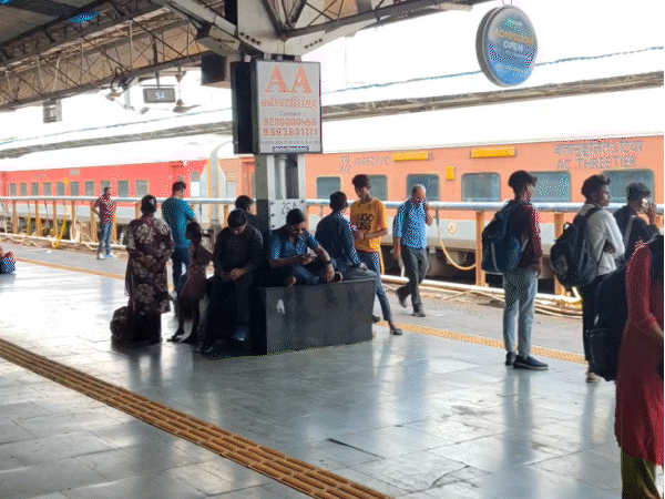 railways-runs-neet-re-exam-special-train-on-20th-june:indore–bhopal–ratlam-service-to-make-one-trip-each-for-candidates