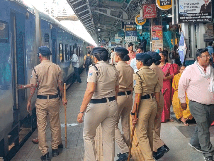 jabalpur-railway-station-on-high-alert-ahead-of-president’s-visit:dog-squad-conducts-thorough-search;-trains-arriving,-departing-also-being-checked