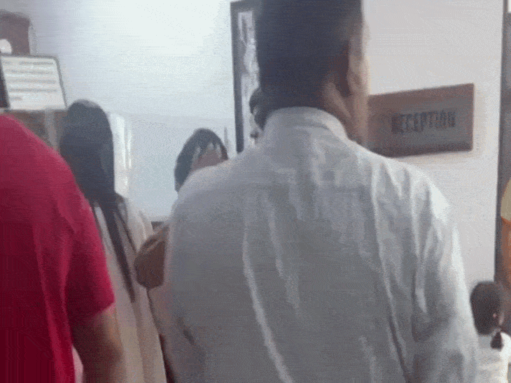 shishukunj-school-kitchen-sealed-in-indore:case-filed-after-allegations-of-over-100-students-falling-ill,-expired-spices-snacks-found