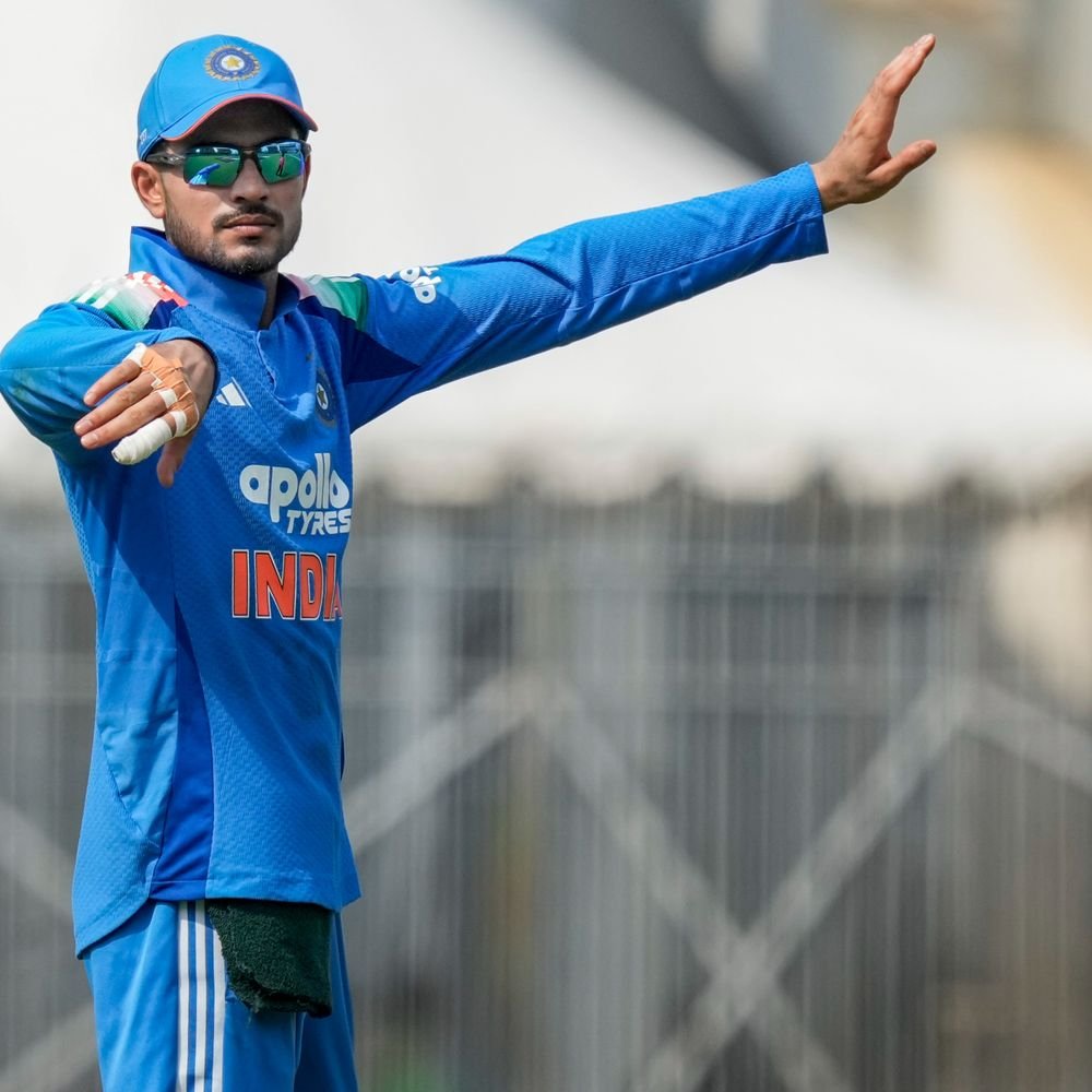 shubman-gill-climbs-above-virat-kohli-in-icc-odi-rankings:india’s-odi-captain-rises-to-number-2-spot,-3-indians-in-top-ten