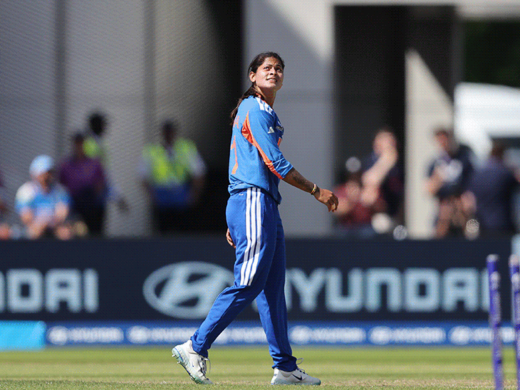 india-clinch-must-win-clash-by-5-wickets-in-women’s-wc:continue-dominance-over-bangladesh-in-t20-contest;-shafali’s-fifty,-radha-yadav’s-3-fer