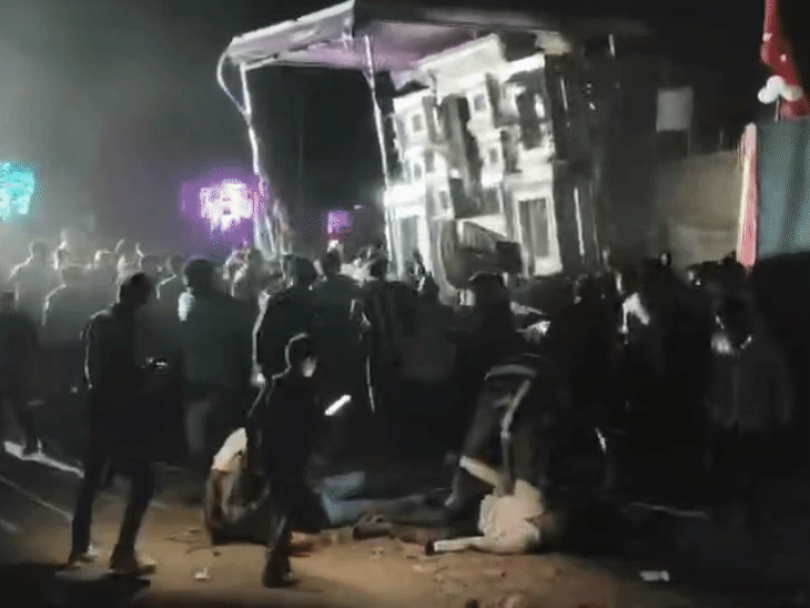 3-killed-as-tazia-touches-high-voltage-power-line-in-ratlam:over-10-suffer-electric-shock,-5-critical;-around-200-people-joined-the-muharram-procession