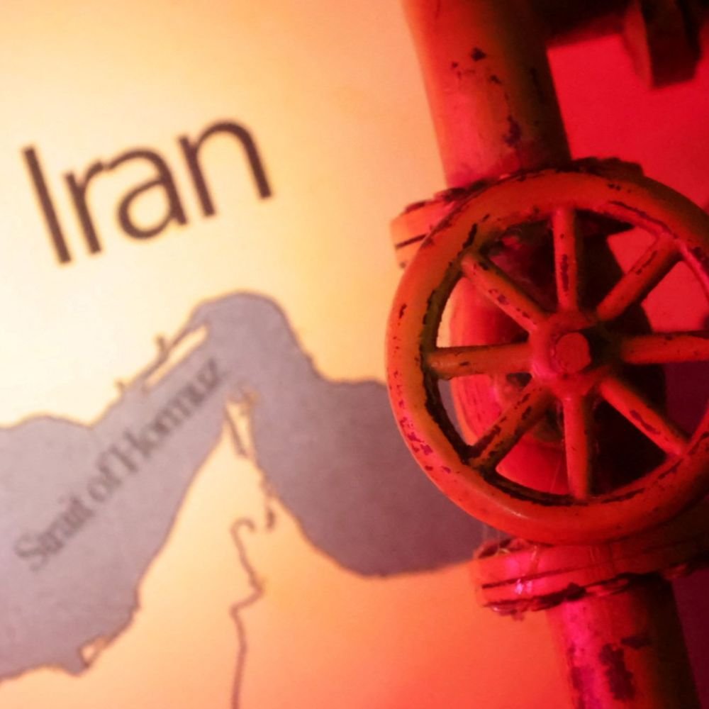 india-unlikely-to-speed-up-iranian-oil-purchase-without-deep-discounts:us-sanctions-waiver-runs-for-60-days