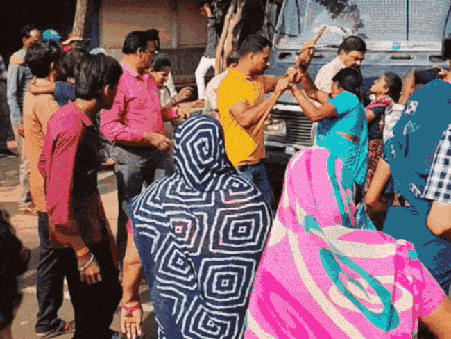 muslim-judge-threatened-after-sentencing-14-murderers-to-life:youth-warns-of-bloodshed-unless-‘hindu-brothers’-are-freed