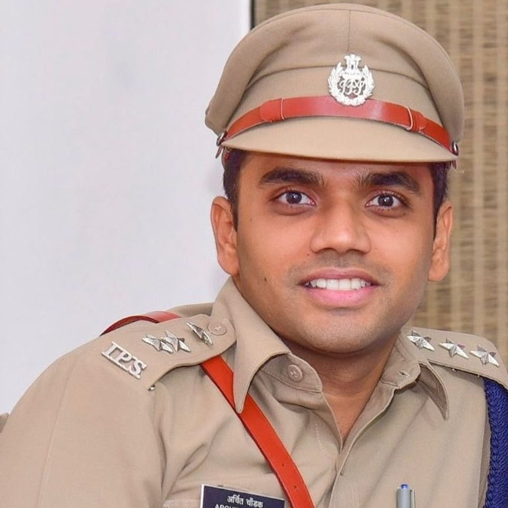 viral-x-post-tells-inspiring-story-of-iit-delhi-graduate:archit-chandak-‘rejects’-₹35-lakh-job-offer-to-prepare-for-government-exam,-joins-ips
