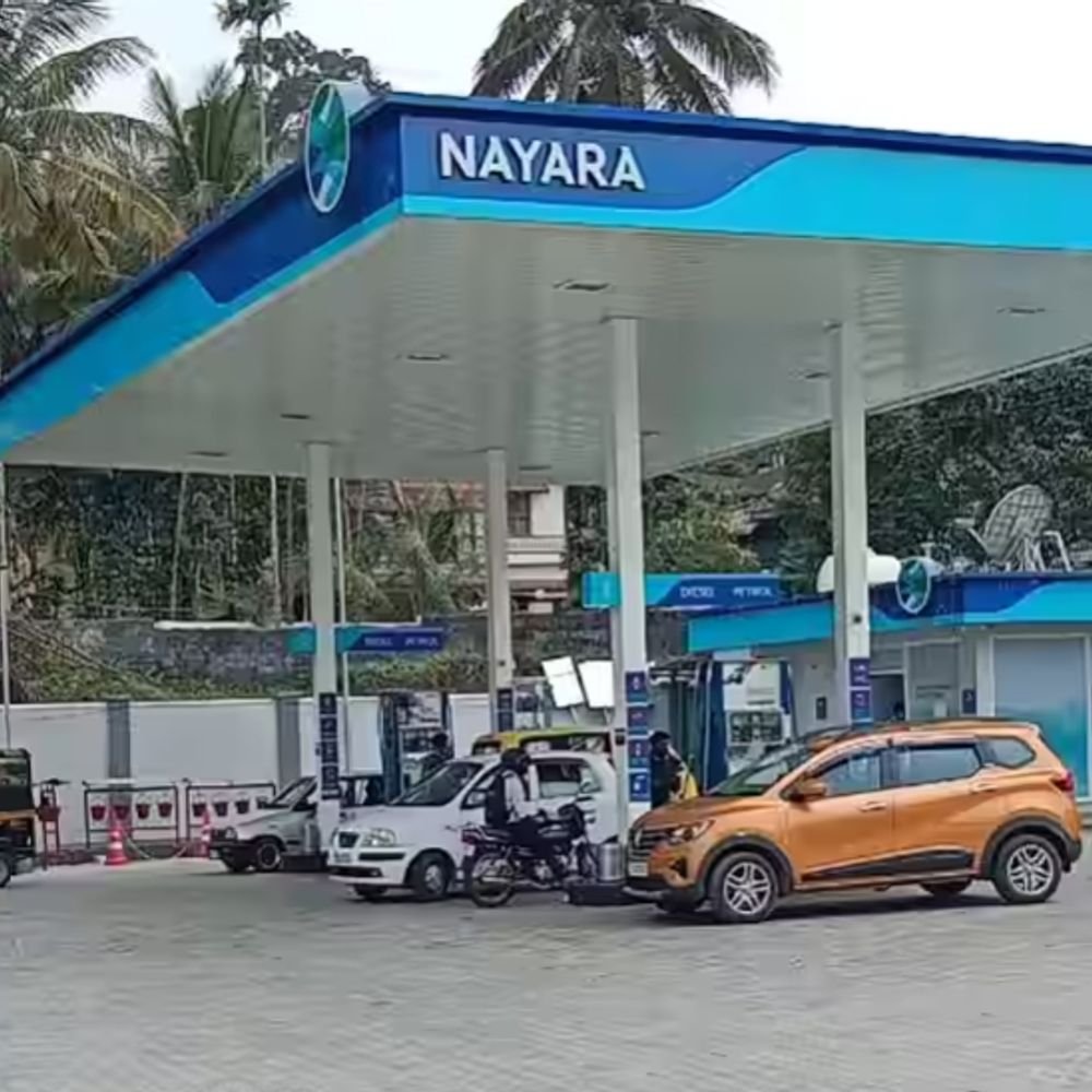 nayara-energy-cuts-petrol-prices-in-bhopal-to-₹120/liter:diesel-now-available-at-₹103/liter