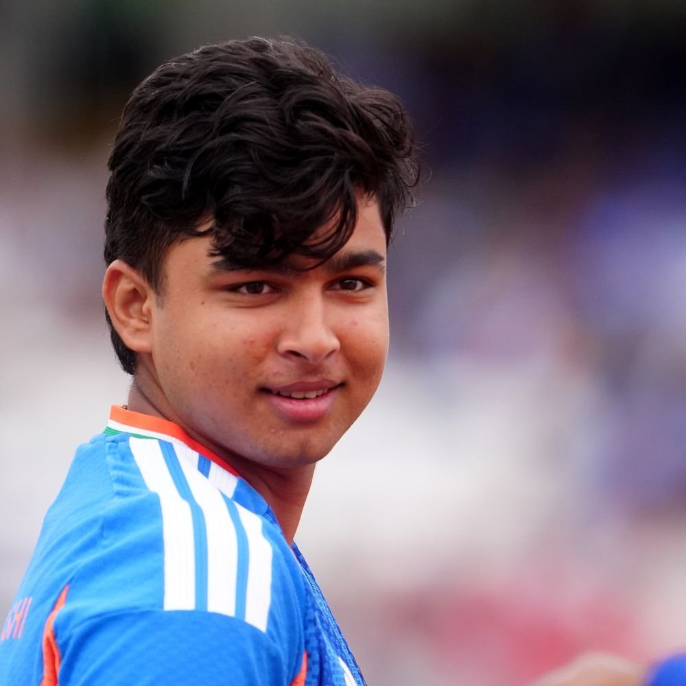 ‘vaibhav-sooryavanshi-as-good-as-virat-kohli-and-sachin-tendulkar’:kapil-dev’s-big-praise;-india-coach-says-picking-15-year-old-not-‘straightforward’
