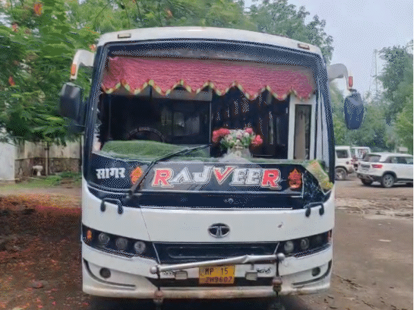 speeding-bus-mows-down-family-on-bike:father-and-son-die,-wife-and-3-year-old-hurt