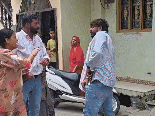junior-engineer-accused-of-marrying-under-false-claim-of-bachelorhood:officer-denies-charge;-alleges-₹10-lakh-extortion-attempt