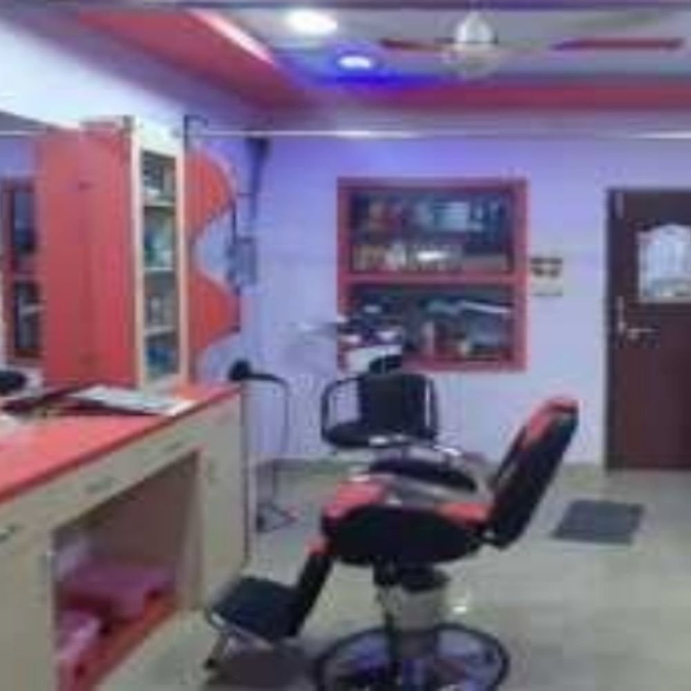 beauty-parlour-operator-alleges-harassment-in-gwalior:says-former-acquaintance-entered-parlour,-abused-her,-grabbed-her-hand