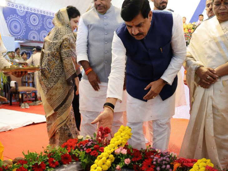 mp-to-bring-uniform-civil-code-this-month:cm-says-one-law-for-all;-15,000-jobs-expected-from-satgadhi-industrial-park