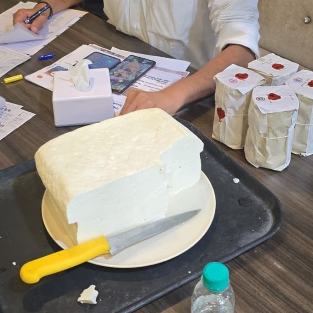 food-department-bust-fake-paneer-billing-network:fake-dairy-invoices-used-for-hotel-paneer-supplies;-stock-seized,-samples-sent-for-testing
