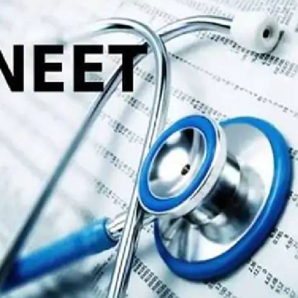 2027-में-neet-परीक्षा-6-दिन-चलेगी,-कम्प्यूटर-बेस्ड-होगी:1000-से-ज्यादा-परीक्षा-केंद्र-बनाए-जाएंगे,-पेपर-लीक-विवाद-के-बाद-बदलाव-की-तैयारी