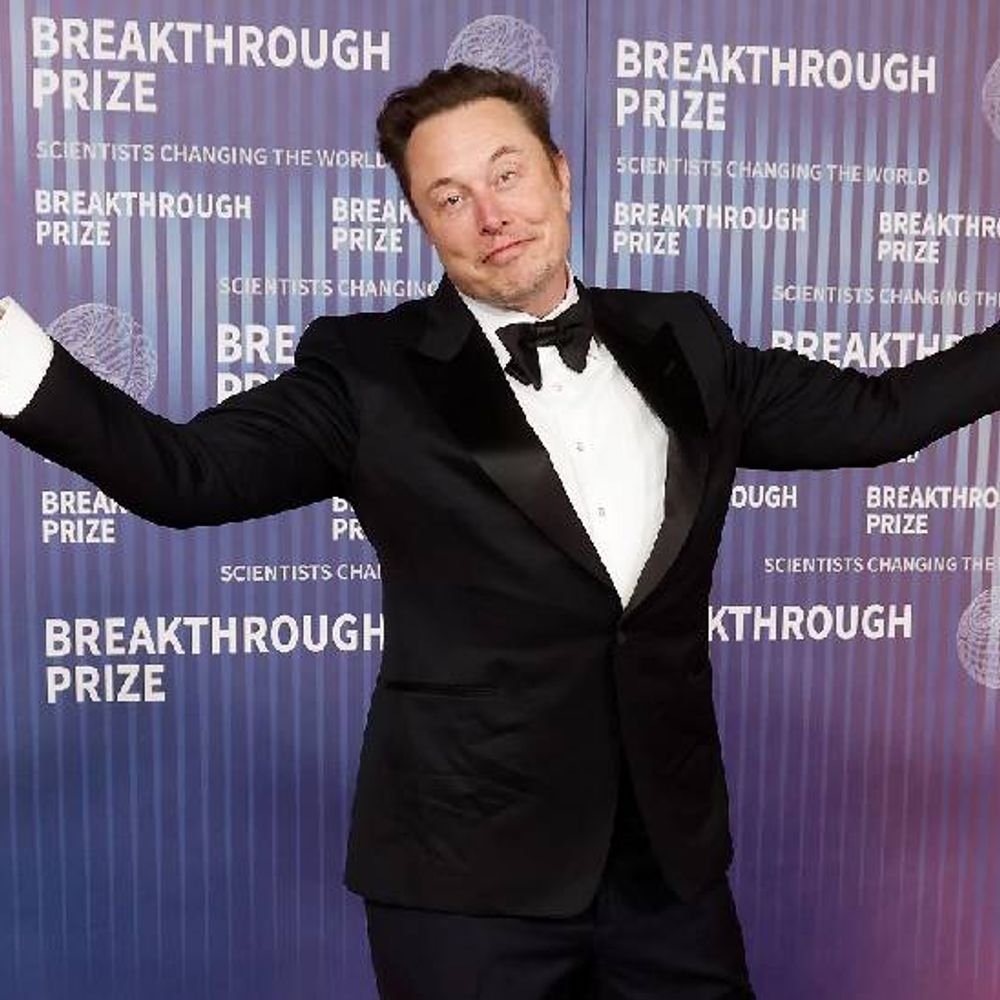 musk-made-deals-worth-lakhs-of-crores-after-spacex-listing:company’s-shares-fell-35%-from-all-time-high