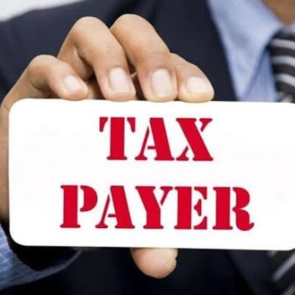young-indian-taxpayers-no-longer-rely-only-on-salaries:76%-of-taxpayers-aged-below-25-have-more-than-one-income-source