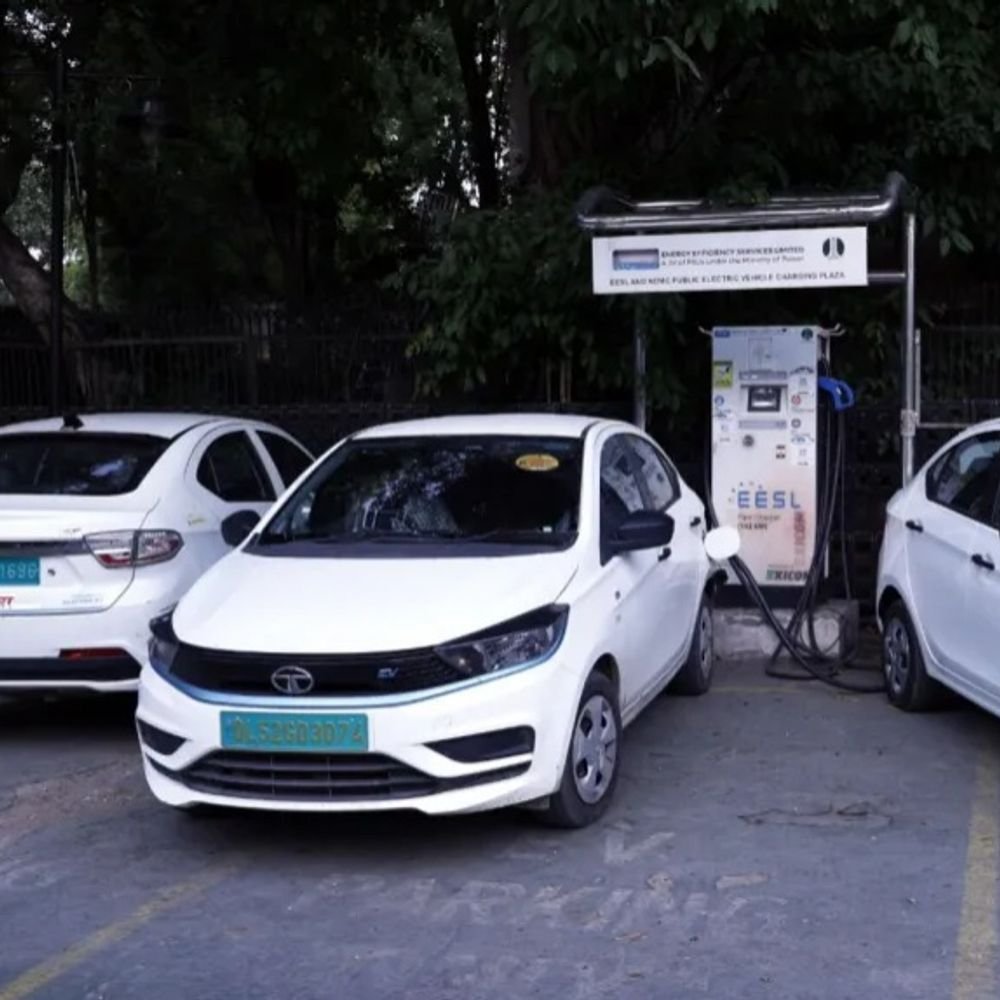 hybrid,-ev-cars-will-be-cheaper-from-1-april,-2027:petrol-diesel-vehicles-likely-to-become-expensive;-centre-drafts-new-rules