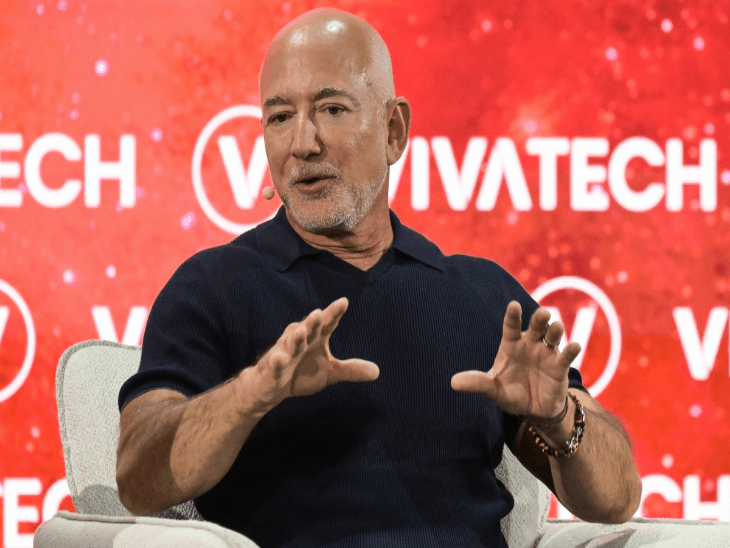 jeff-bezos-likely-to-buy-33%-stake-of-liverpool:premier-league-club-investment-values-around-₹57,000-crore